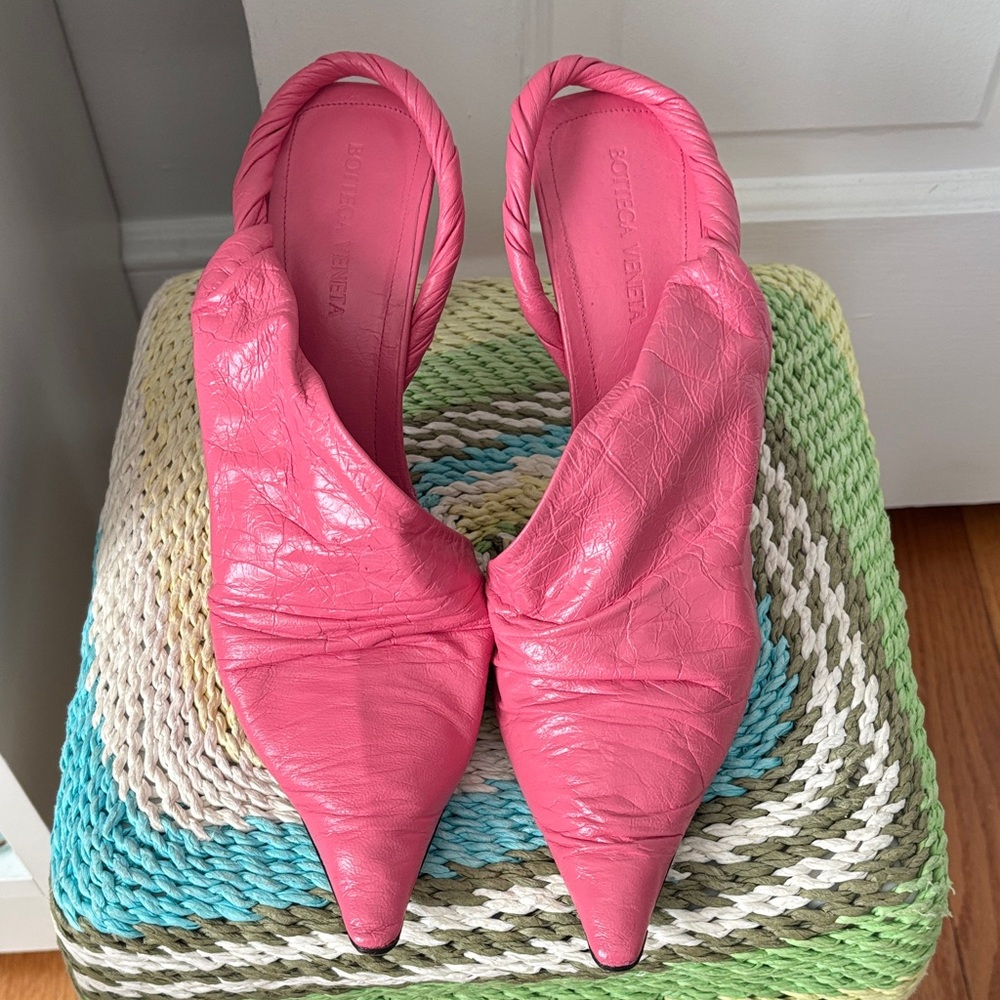 Bottega Veneta Vibrant Pink Heeled Shoes 39